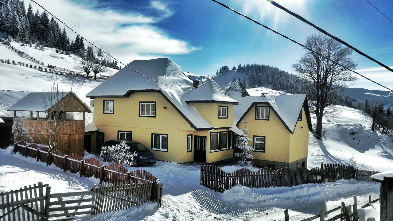 Casa Marcela Fundata Exteriör bild